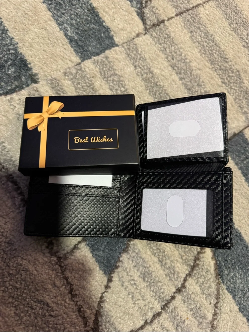 Black Carbon-Texture Men's Wallet - Unbranded